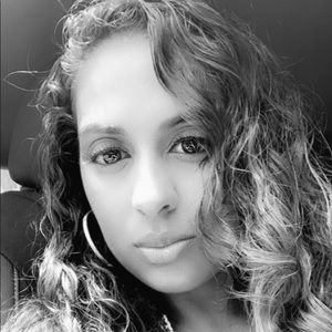 Meet your Posher, Amica